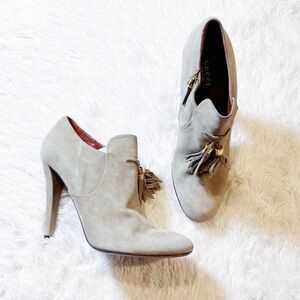 Gucci Suede Heeled Bootie Tassel Accents sz42 NEW